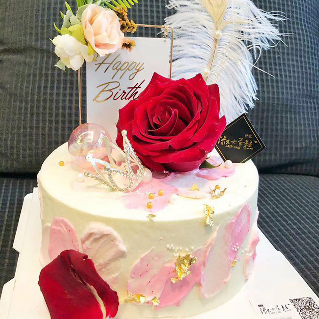 C6 Women design cake