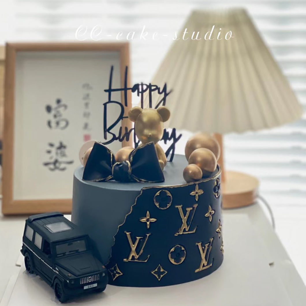 D122 cute design cake