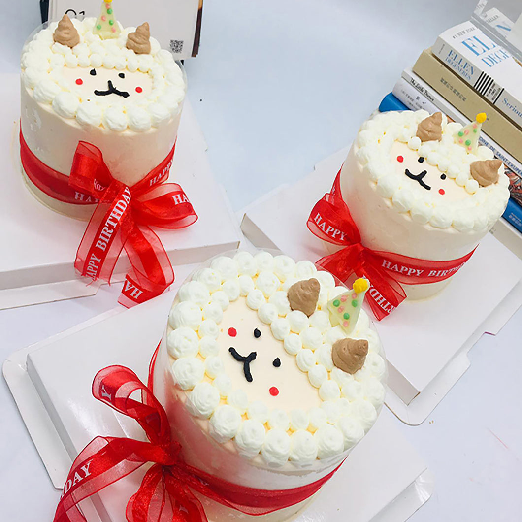 D8 cute design cake