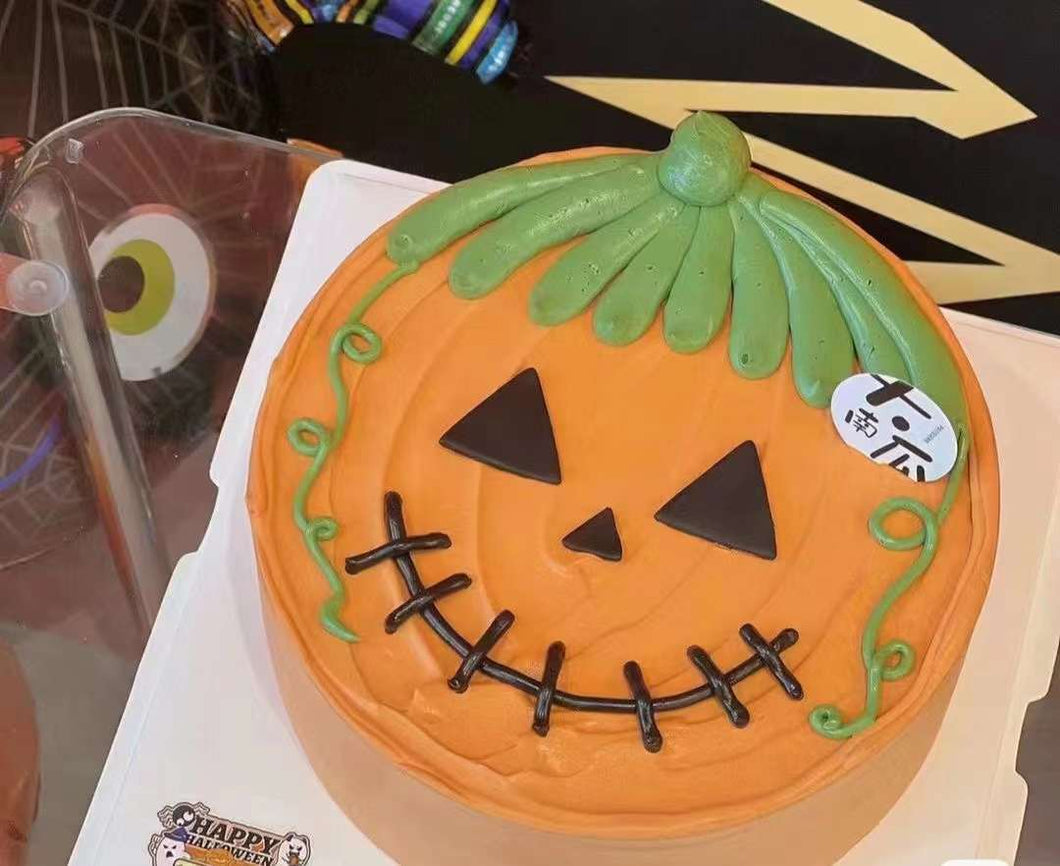 W2 Halloween Cake